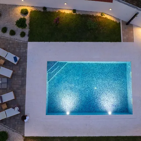 Casa Natura With 40m2 Pool Near Makarska Slivno (Split-Dalmatia)