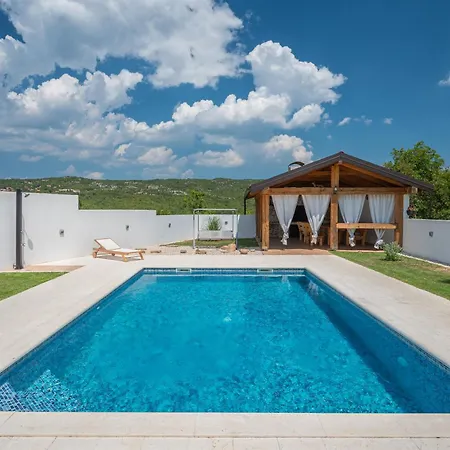 Villa Traditional Comfort Casa Natura With 36m2 Pool
