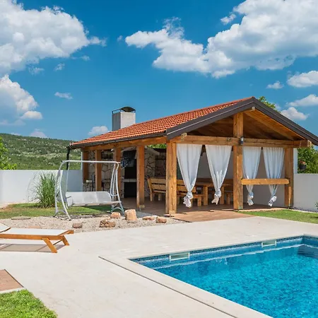 Traditional Comfort Casa Natura With 36m2 Pool Villa Slivno (Split-Dalmatia)