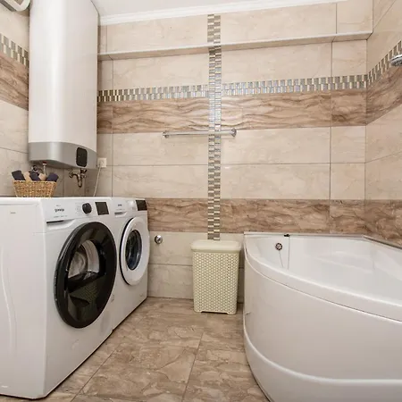 Villa Traditional Comfort Casa Natura With 36m2 Pool Slivno (Split-Dalmatia)