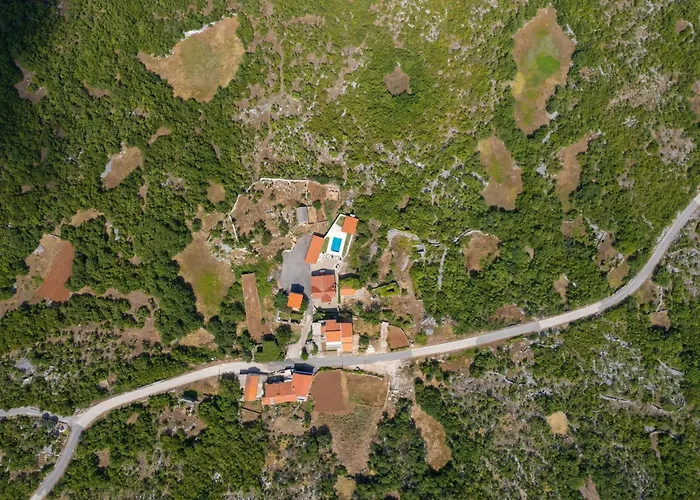Casa Natura With 40m2 Pool Near Makarska *