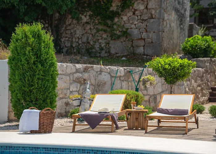 别墅 Casa Natura With 40m2 Pool Near Makarska